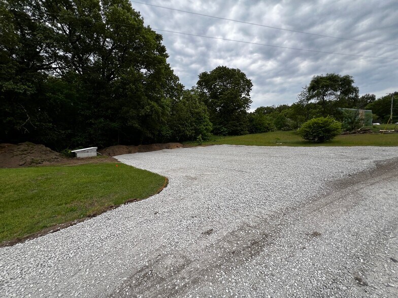 5783 E State Road 10, Demotte, IN à louer - Photo de l’immeuble – Image 3 sur 3