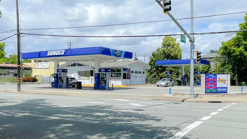 1220 Shasta St, Redding, CA à vendre - Photo de l’immeuble – Image 2 sur 2