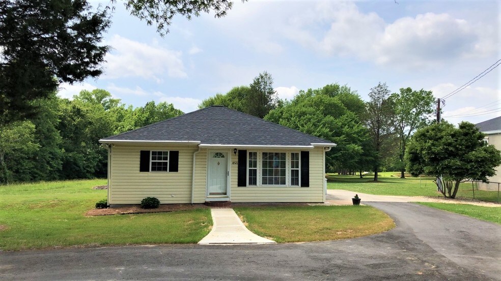 4521 Beaty Rd, Gastonia, NC à vendre - Photo principale – Image 2 sur 22