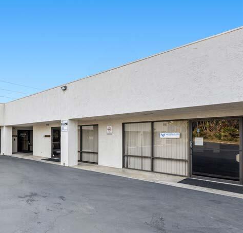 2048 Aldergrove Ave, Escondido, CA à vendre - Photo de l’immeuble – Image 2 sur 12