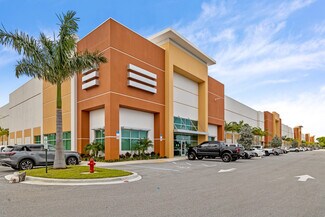 Plus de détails pour 386 N Haverhill Rd, West Palm Beach, FL - Industriel/Logistique à louer