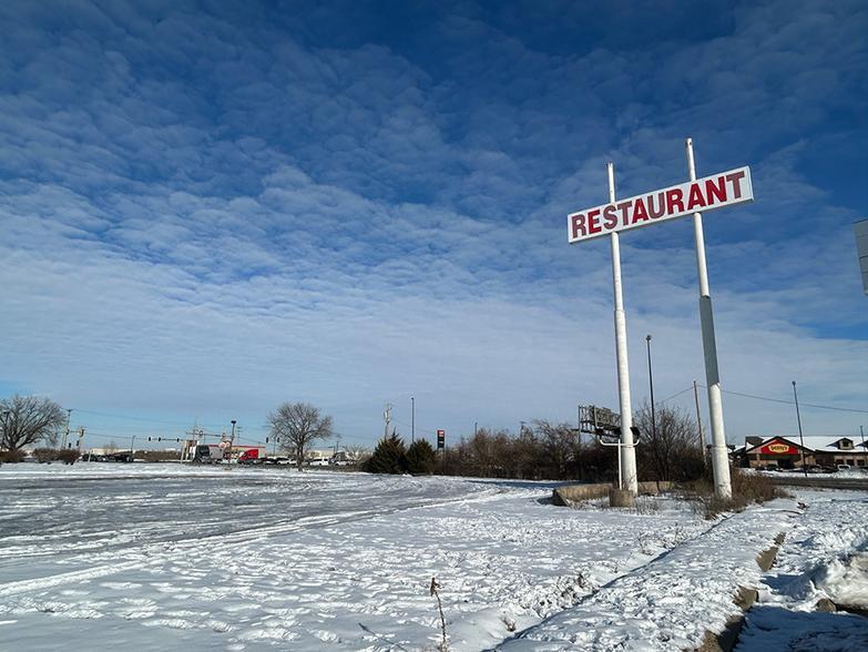 1250 E Chain of Rocks Rd, Granite City, IL à vendre - Photo de l’immeuble – Image 3 sur 3