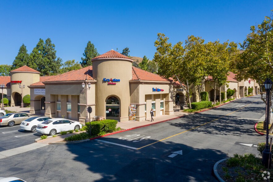 3815-3963 E Thousand Oaks Blvd, Westlake Village, CA à louer - Photo de l’immeuble – Image 3 sur 31