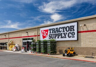 Plus de détails pour 2024 US Hwy 2 E, Kalispell, MT - Local commercial à vendre