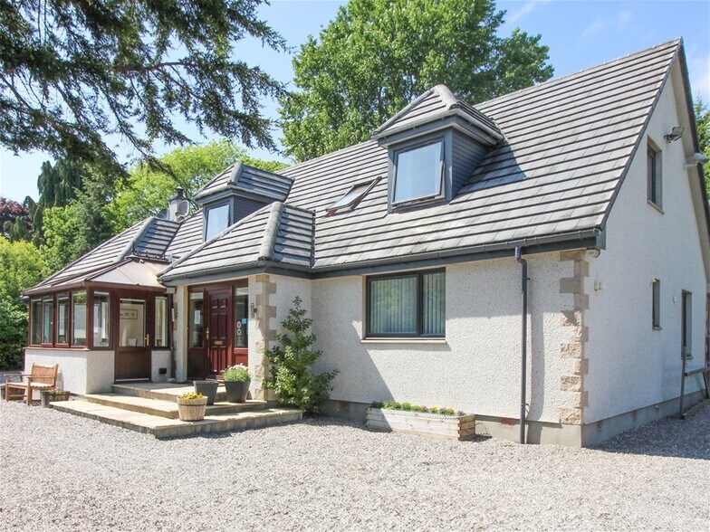 Kilmore Farmhouse Guesthouse, Drumnadrochit à vendre - Photo principale – Image 1 sur 29