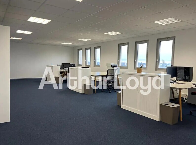 Bureau dans Caen à louer - Photo intérieure – Image 1 sur 3