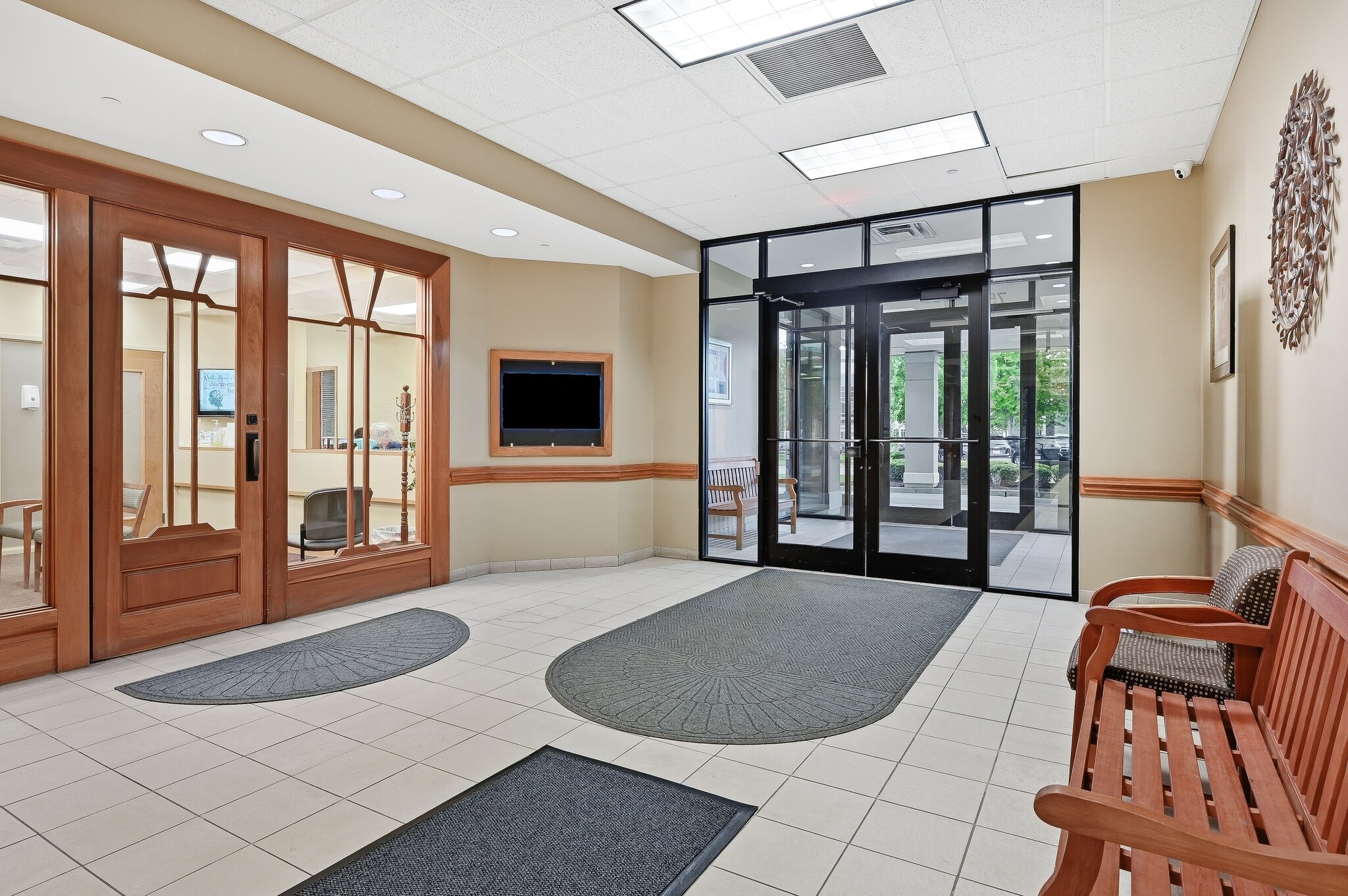 750 Fletcher Dr, Elgin, IL à louer Photo intérieure– Image 1 sur 31