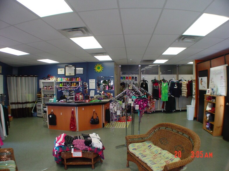 863-865 Main St, Westbrook, ME à vendre - Photo de l’immeuble – Image 3 sur 32