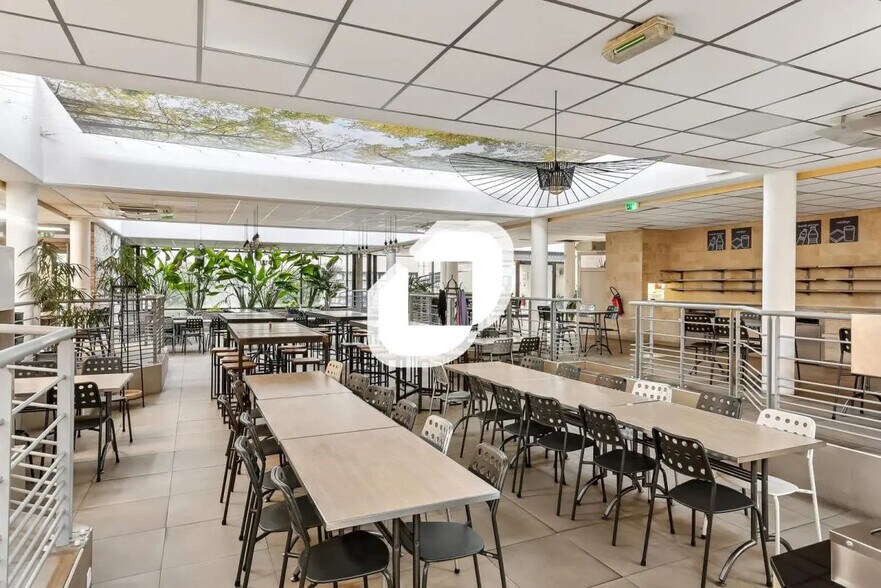 Bureau dans Boulogne-Billancourt à vendre - Photo de l’immeuble – Image 3 sur 13