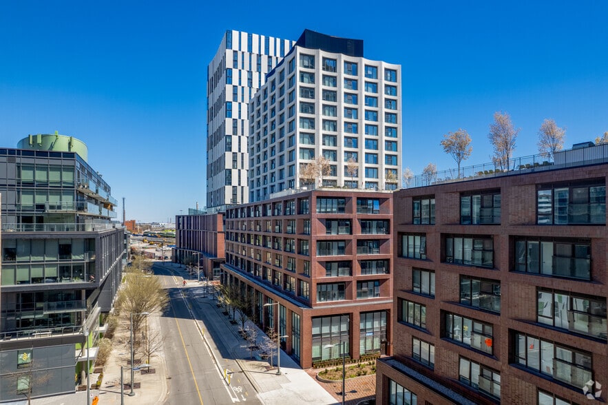 125 Mill St, Toronto, ON à vendre - Photo de l’immeuble – Image 3 sur 4