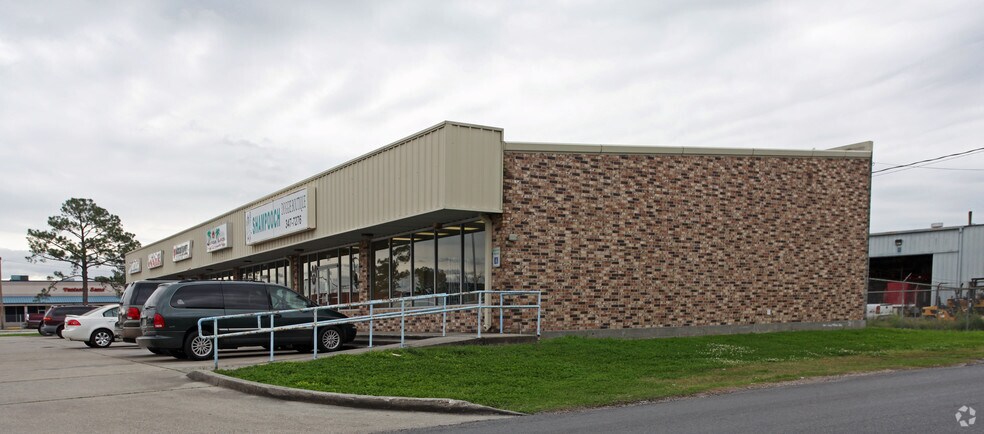 1091 Avenue H, Westwego, LA à louer - Photo de l’immeuble – Image 2 sur 2