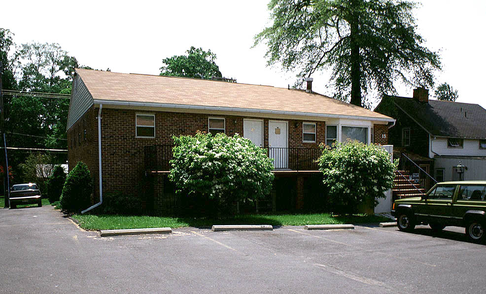 15 E Deer Park Dr, Gaithersburg, MD à vendre Photo principale– Image 1 sur 4