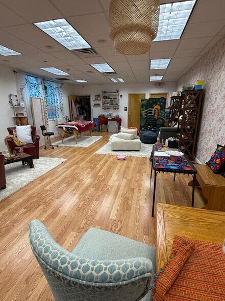 1547 N 9th St, Stroudsburg, PA à louer - Photo de l’immeuble – Image 3 sur 8