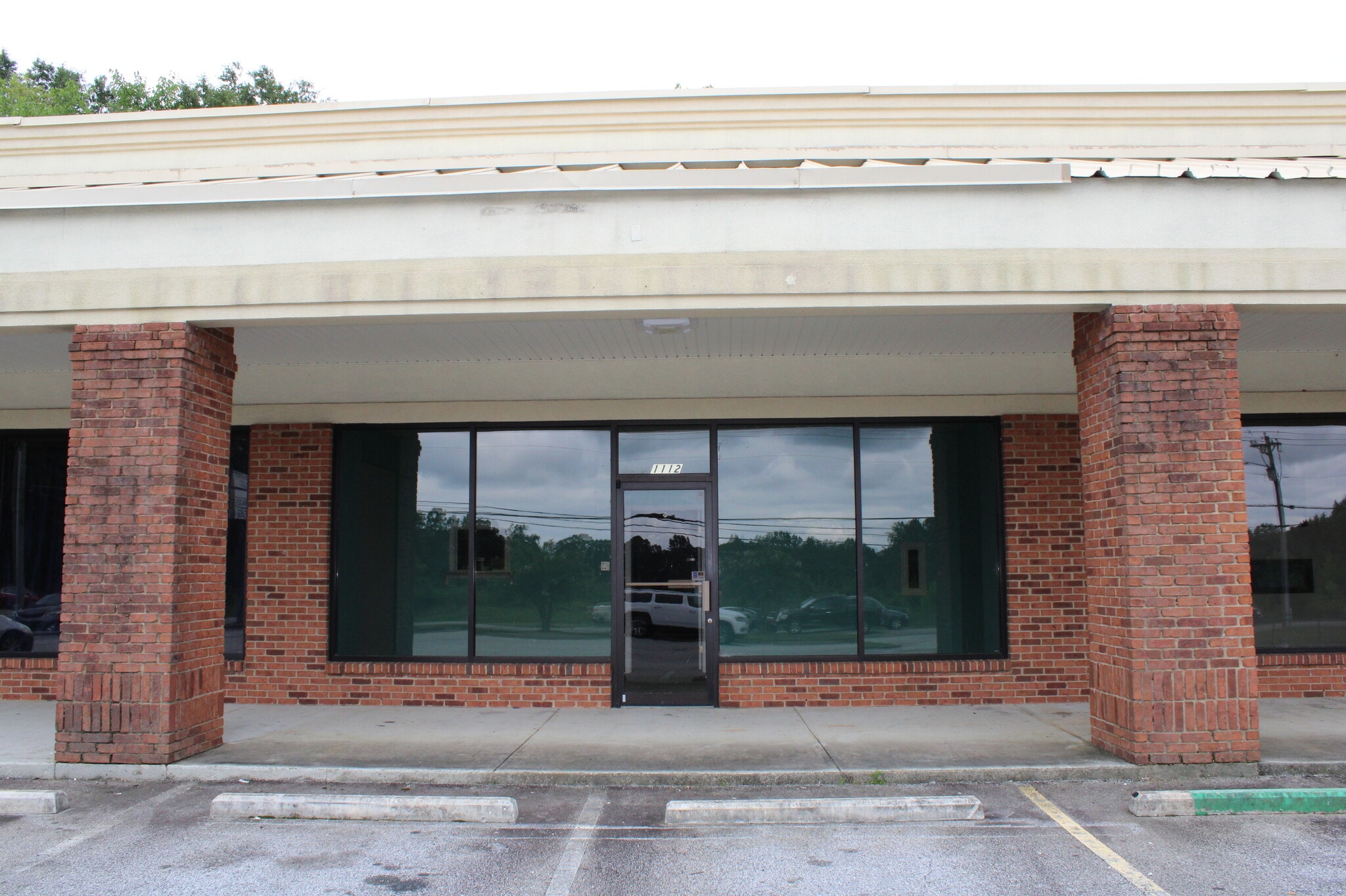1108-1118 E Church St, Monroe, GA à louer Photo intérieure– Image 1 sur 3