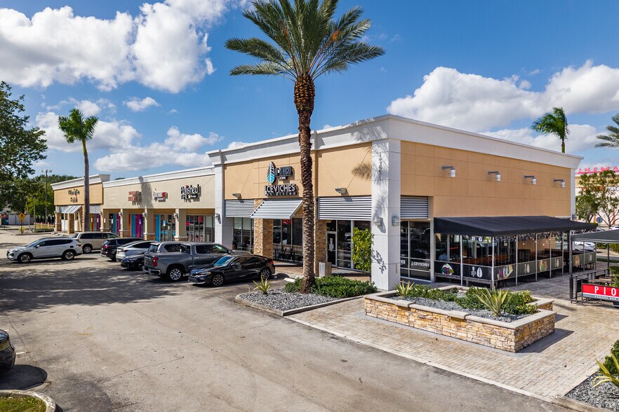 15641-15661 Sheridan St, Davie, FL à louer - Photo de l’immeuble – Image 3 sur 12