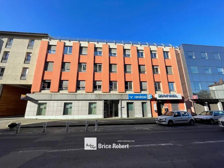 32 Rue De La République, Décines-Charpieu à louer - Photo de l’immeuble – Image 1 sur 14