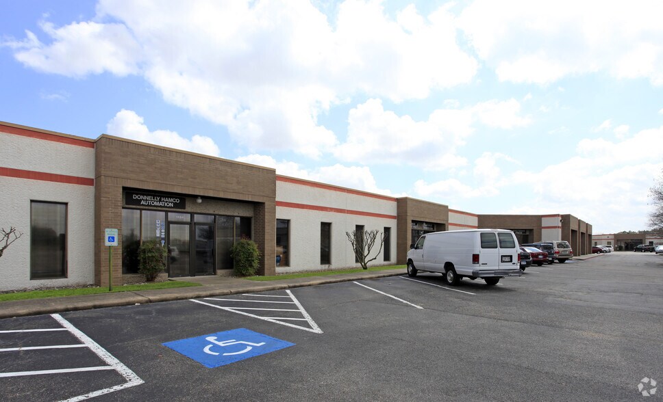 1010-1054 Hercules Ave, Houston, TX à vendre - Photo de l’immeuble – Image 2 sur 3