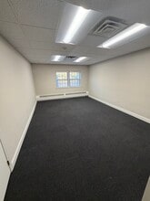 237 W Lancaster Ave, Devon, PA à louer Photo intérieure– Image 2 sur 4