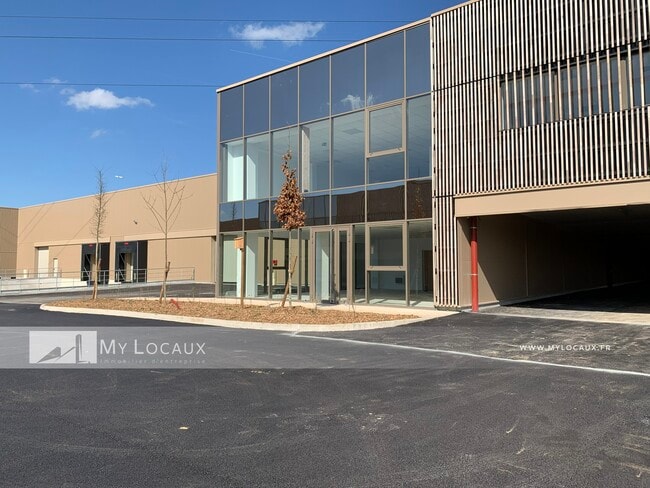 Plus de détails pour 29 Rue Du Sausset, Tremblay-en-France - Industriel/Logistique à vendre