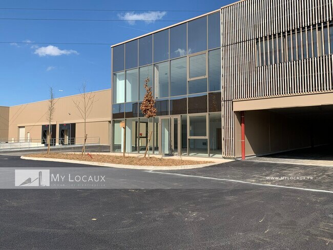 Plus de détails pour Rue De Sausset, Villepinte - Industriel/Logistique à vendre