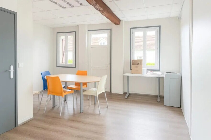 Local commercial dans Billère à louer - Photo de l’immeuble – Image 3 sur 4