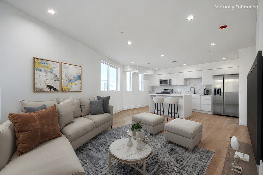 1636 S Longwood Ave, Los Angeles, CA à vendre - Photo de l’immeuble – Image 2 sur 52