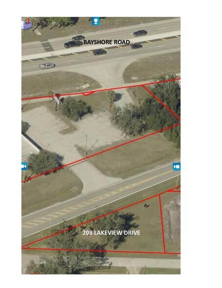 208 Lakeview Dr, North Fort Myers, FL à vendre - Aérien – Image 2 sur 4