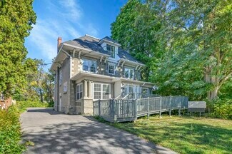 Plus de détails pour 117 First St E, Cornwall, ON - Bureau à louer