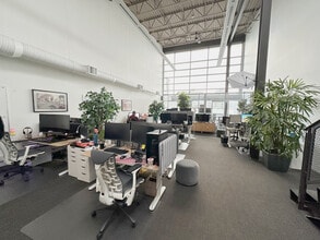 375 W 5th Ave, Vancouver, BC à louer Photo intérieure– Image 1 sur 16