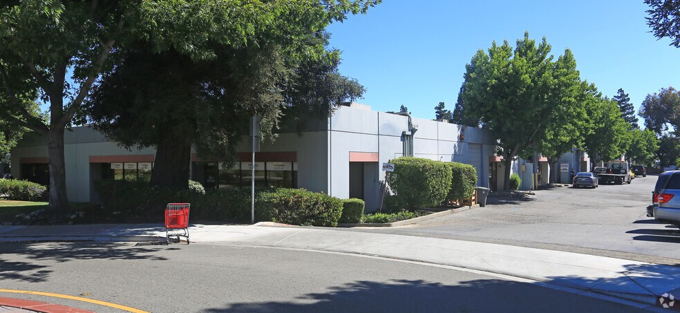 6401-6451 Golden Gate Dr, Dublin, CA à louer - Photo de l’immeuble – Image 3 sur 5