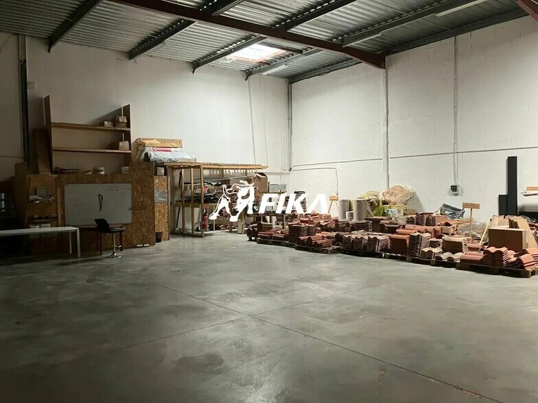 Local d'activités dans Toulouse à vendre - Photo de l’immeuble – Image 2 sur 12