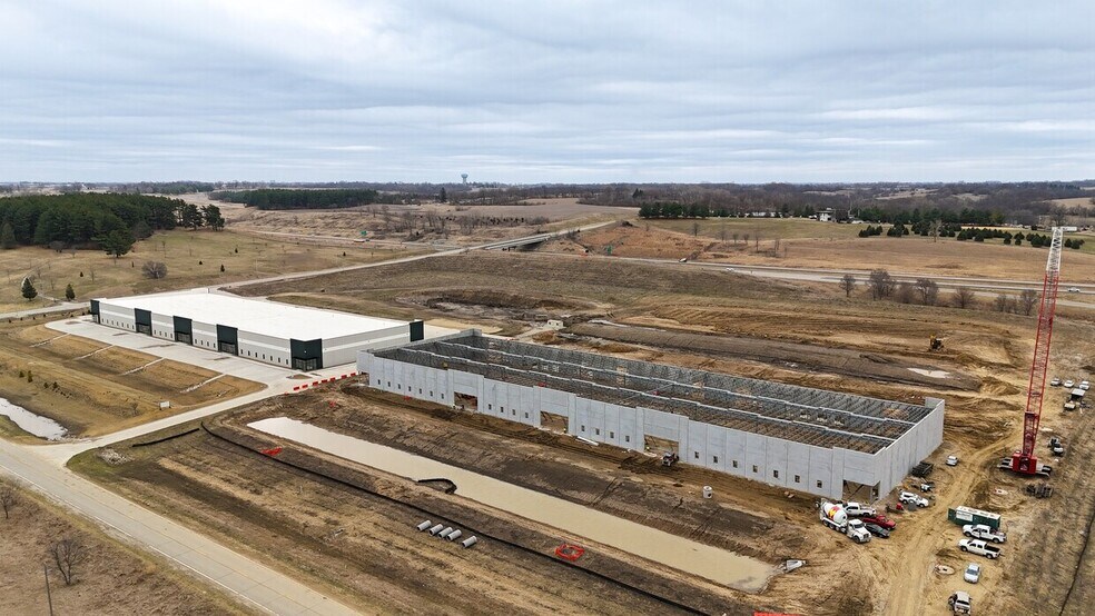 4500 SE Army Post Rd, West Des Moines, IA à louer - Photo de l’immeuble – Image 1 sur 6