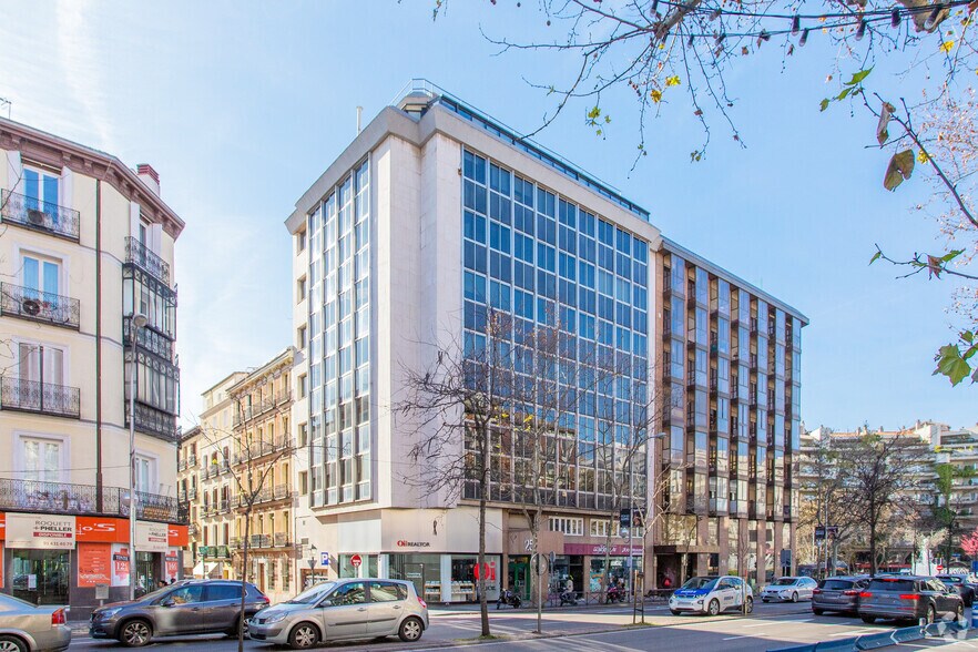 Calle de Carranza, 25, Madrid, Madrid à louer - Photo principale – Image 1 sur 2