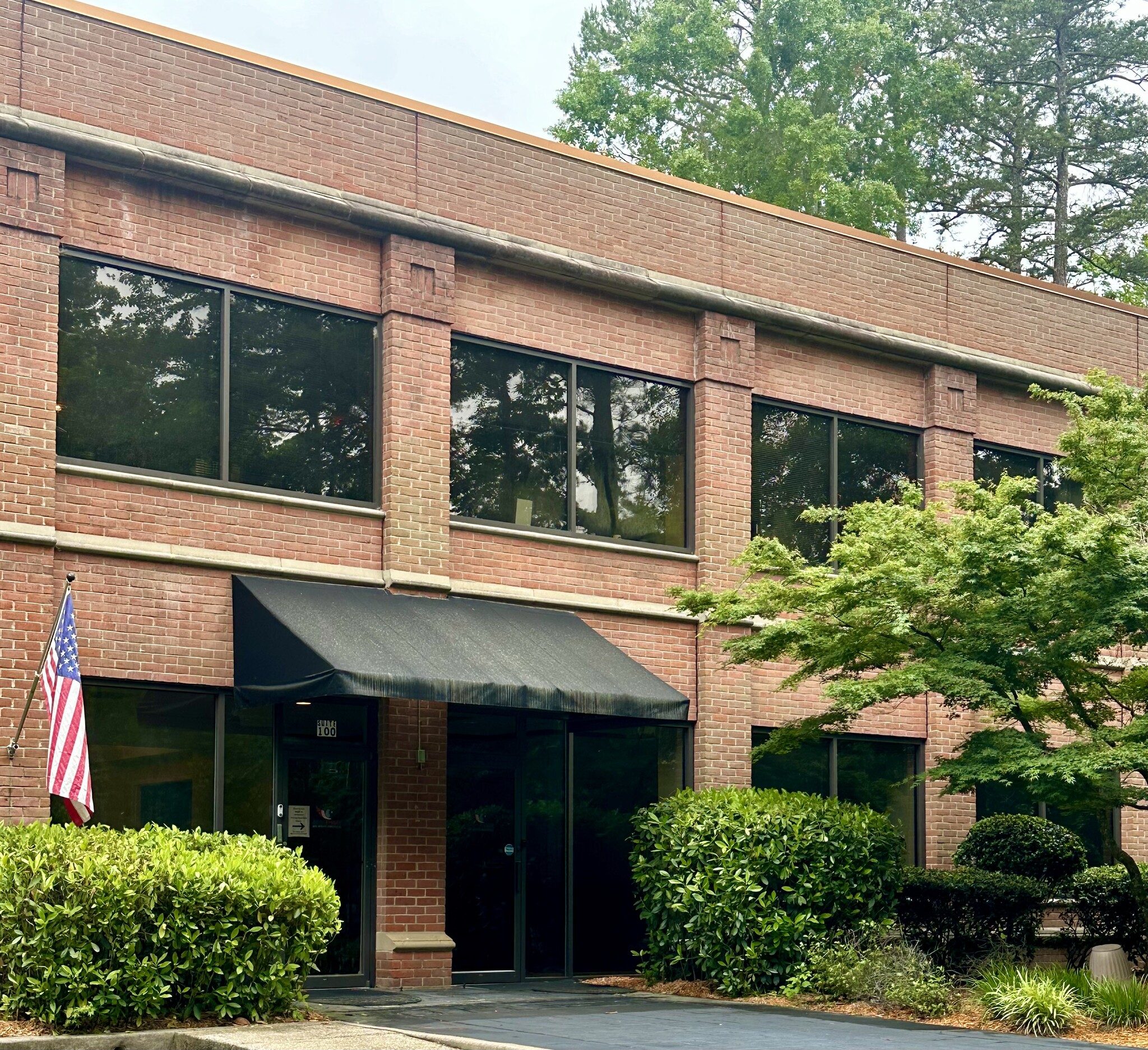 401 Westpark Ct, Peachtree City, GA à louer Photo de l’immeuble– Image 1 sur 22