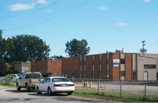 Plus de détails pour 24326-24330 Sherwood, Center Line, MI - Industriel/Logistique à louer