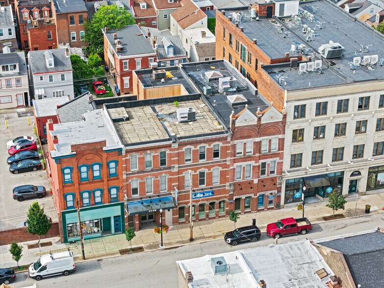 1710-1712 E Carson St, Pittsburgh, PA à vendre - Photo de l’immeuble – Image 2 sur 10