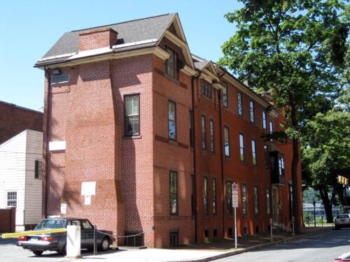 101 Pine St, Harrisburg, PA à vendre - Photo de l’immeuble – Image 3 sur 12