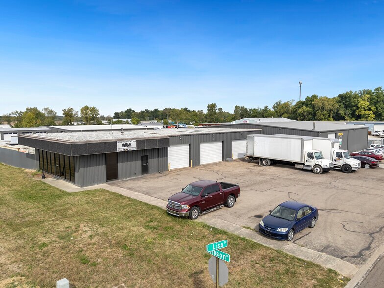 4365 Gibson Dr, Tipp City, OH à vendre - Photo de l’immeuble – Image 3 sur 25