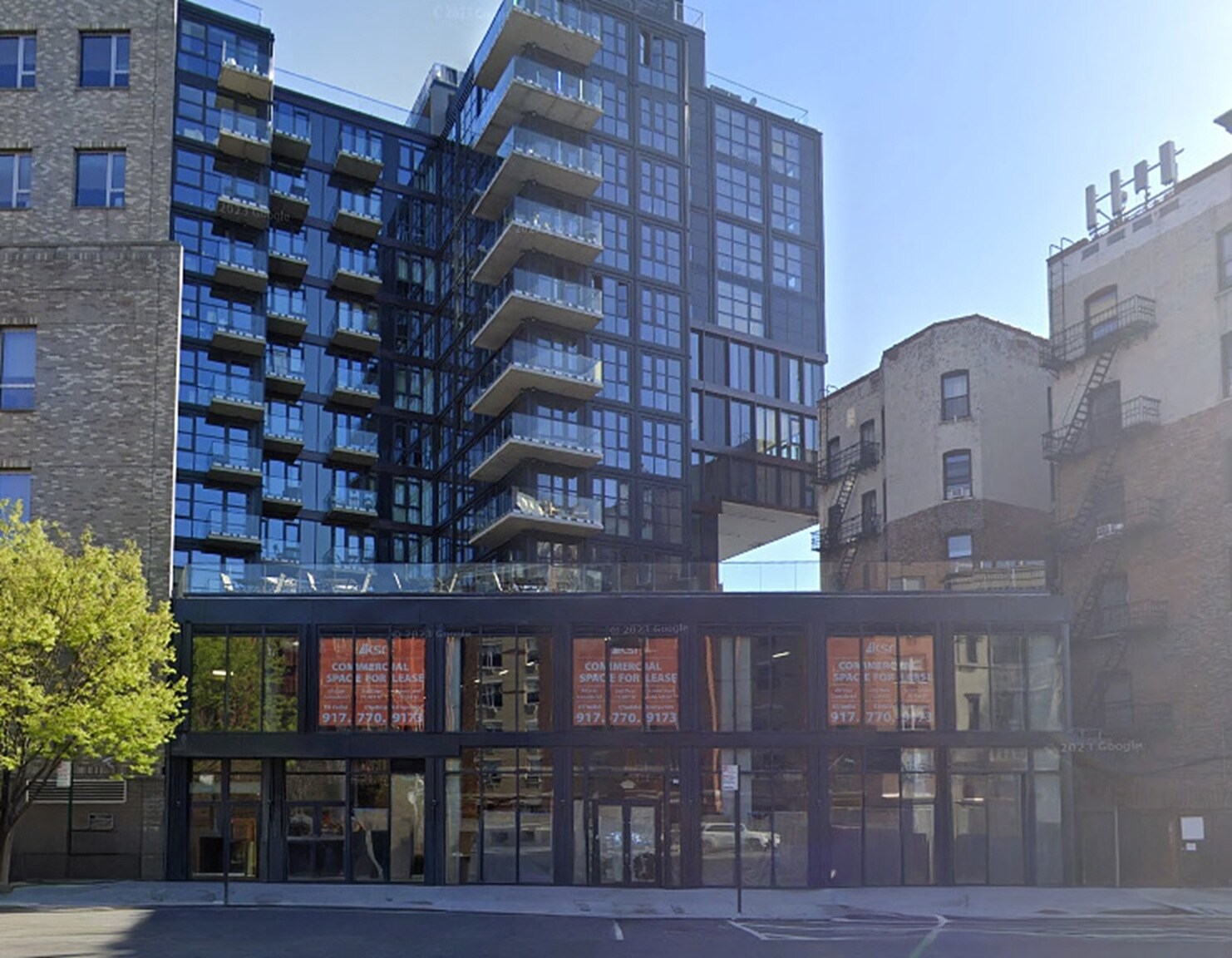 11 Hancock Plz, New York, NY à louer Photo de l’immeuble– Image 1 sur 9