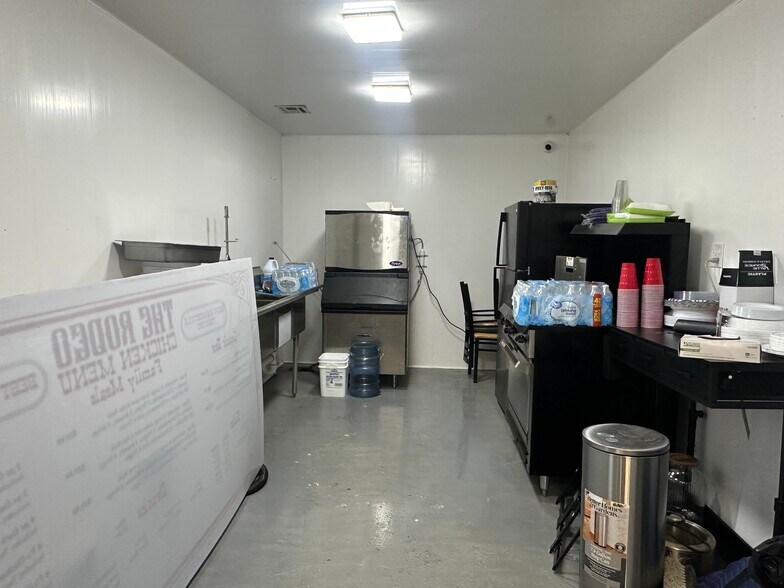 903 S Sioux St, Okmulgee, OK à vendre - Photo de l’immeuble – Image 3 sur 12