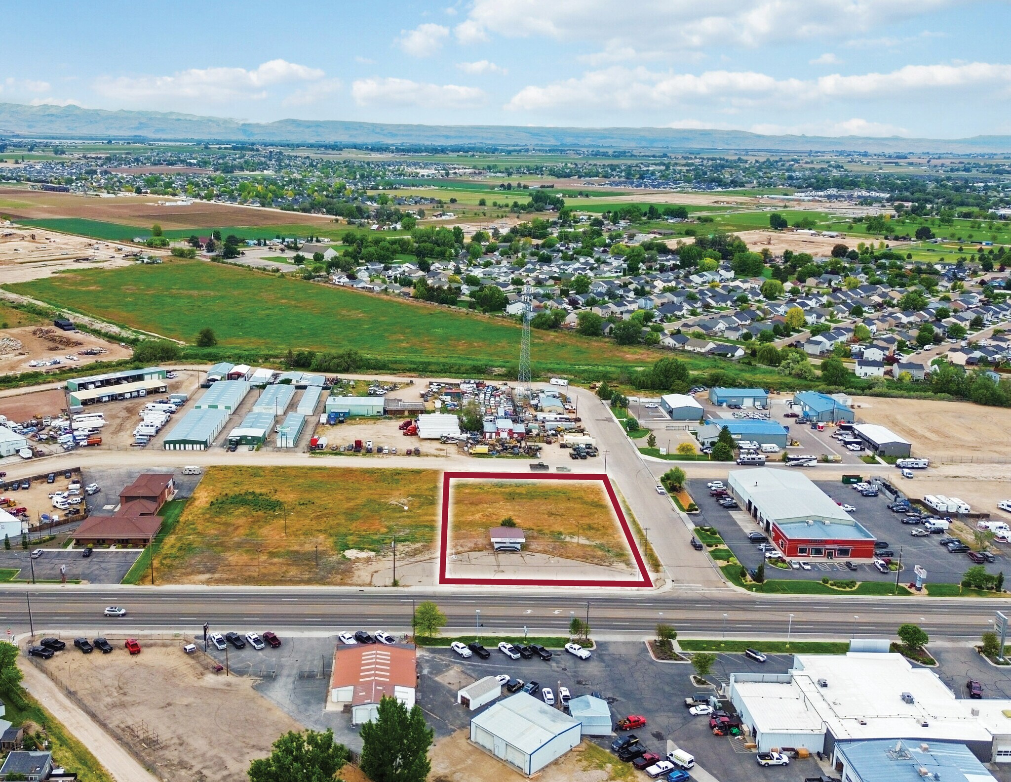 4102 Cleveland Blvd, Caldwell, ID à vendre Photo de l’immeuble– Image 1 sur 6