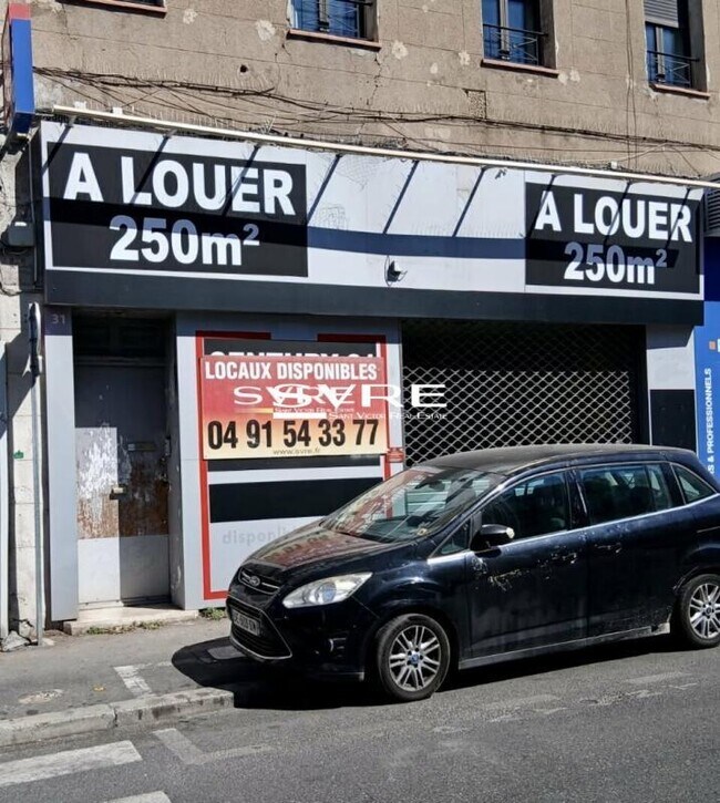 Plus de détails pour Local commercial à louer