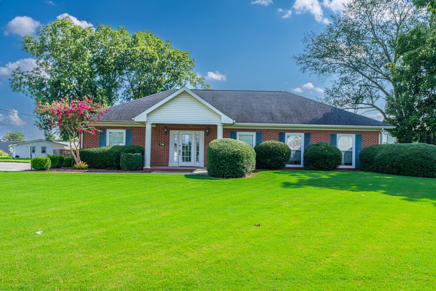 970 Highway 20, Tuscumbia, AL à vendre - Photo de l’immeuble – Image 1 sur 27
