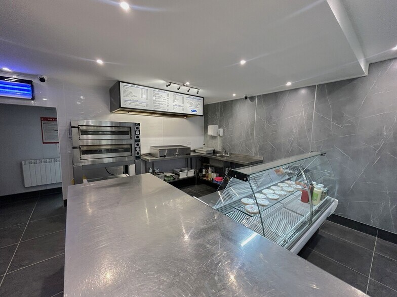 34 Lochside Rd, Dumfries à vendre - Photo de l’immeuble – Image 3 sur 6
