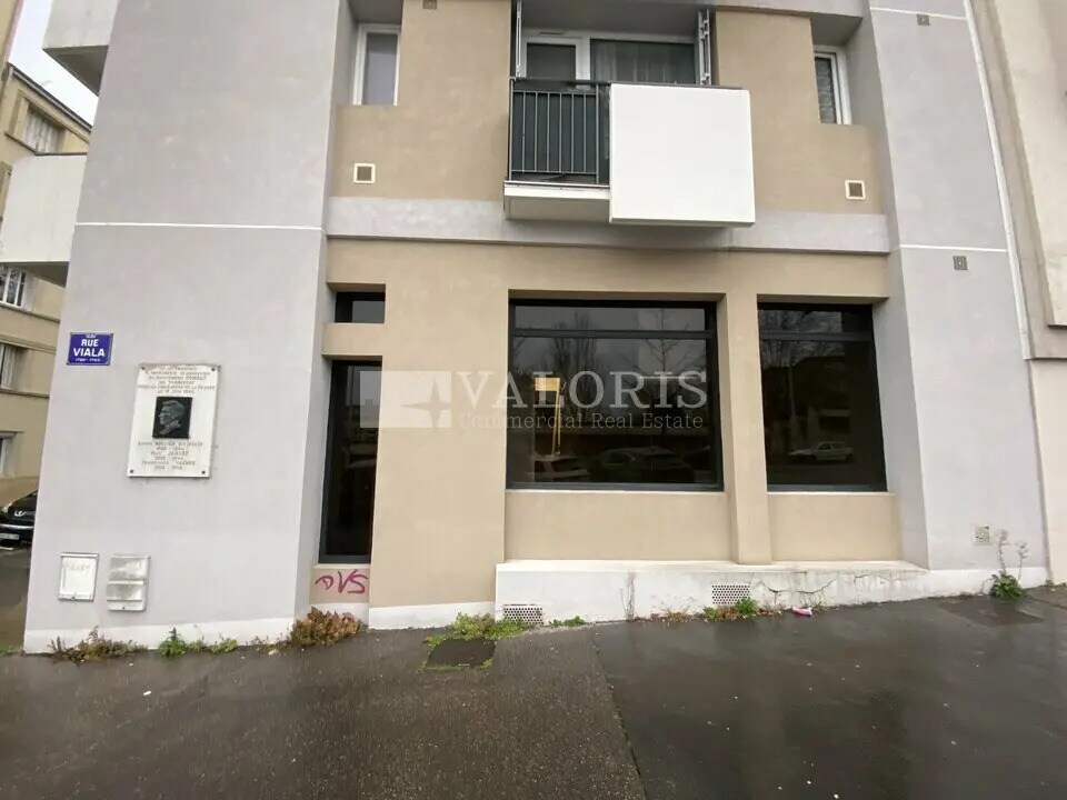 Local commercial dans Lyon à louer Photo de l’immeuble– Image 1 sur 10