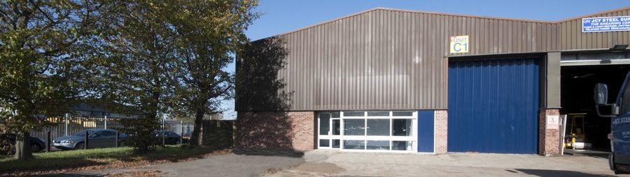 Hovefields Ave, Basildon à louer - Photo de l’immeuble – Image 2 sur 4