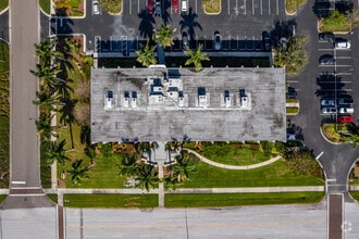 9500 Koger Blvd N, Saint Petersburg, FL - VUE AÉRIENNE  vue de carte - Image1