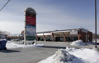 Plus de détails pour 15570 Yonge St, Aurora, ON - Local commercial à louer