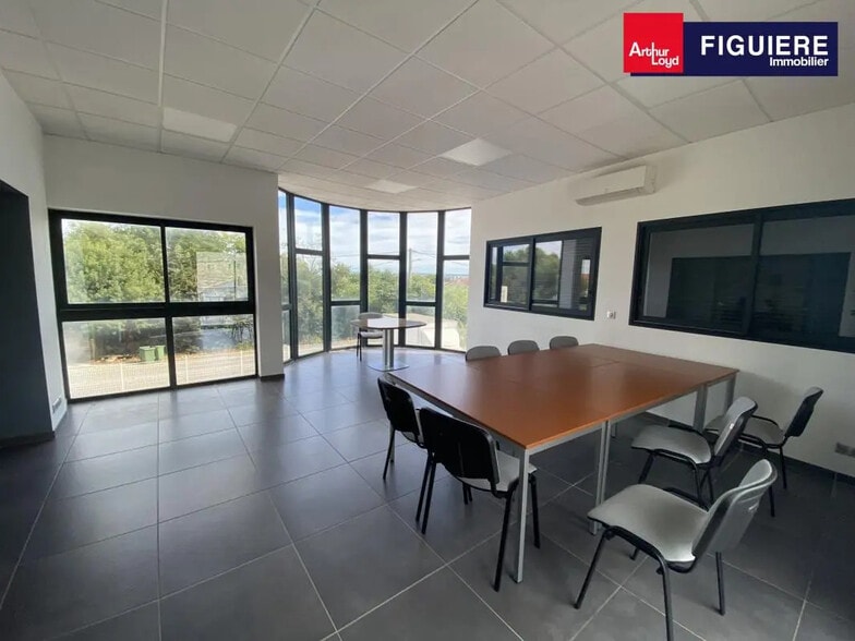 17 Rue Du Jaume, Châteauneuf-les-Martigues à vendre - Photo de l’immeuble – Image 2 sur 7