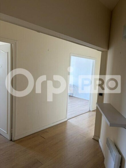 Bureau dans La Rochelle à vendre - Photo intérieure – Image 2 sur 3